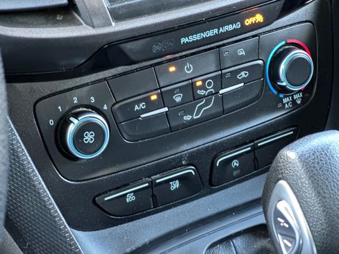 Used 2023 Ford Transit Connect XL FWD image 19