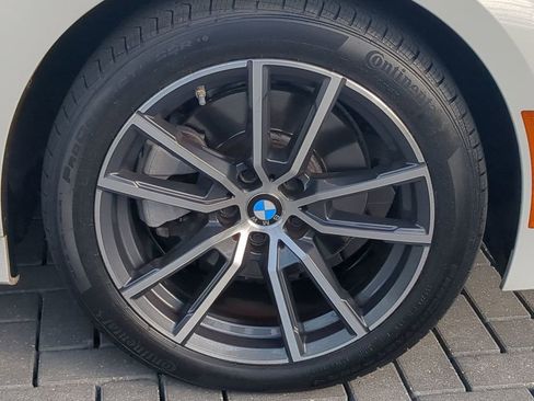 Used 2021 BMW 330i xDrive 330i xDrive w/ Convenience Package image 12