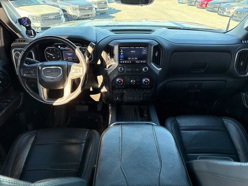 Used 2023 GMC Sierra 2500 Denali w/ Denali Black Diamond Edition image 17