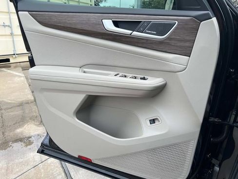 New 2026 Volkswagen Atlas SEL Premium R-Line AWD/4WD image 18