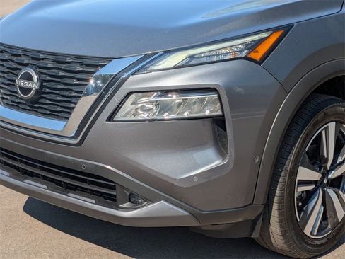 Certified 2022 Nissan Rogue SL w/ SL Premium Package image 9