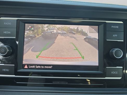 Certified 2024 Volkswagen Jetta SE FWD image 23