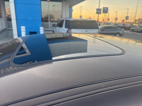 Used 2015 BMW X4 xDrive28i image 3