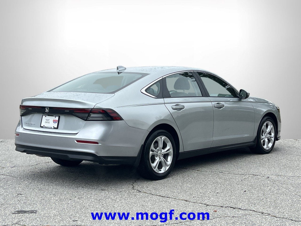 Used 2024 Honda Accord LX image 3