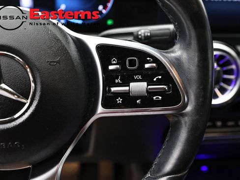 Used 2023 Mercedes-Benz GLA 250 4MATIC w/ Premium Package image 15