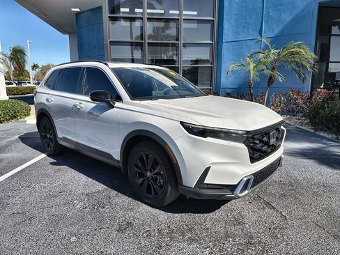 Certified 2023 Honda CR-V Sport Touring image 2