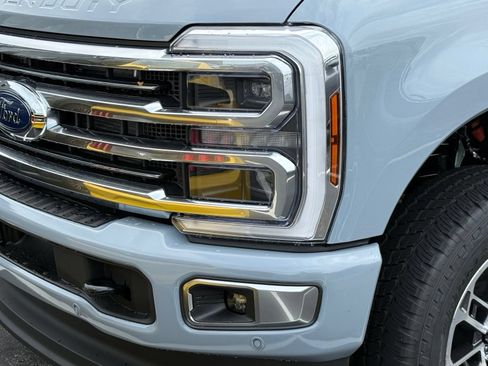 New 2026 Ford F350 Platinum w/ Platinum Plus Package AWD/4WD image 13