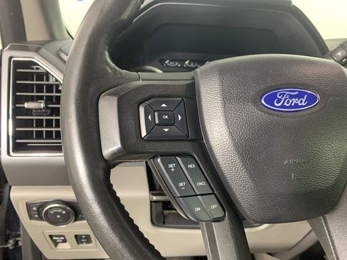 Used 2018 Ford F150 XLT w/ Equipment Group 302A Luxury image 19