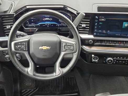 Used 2024 Chevrolet Silverado 1500 LT AWD/4WD image 26