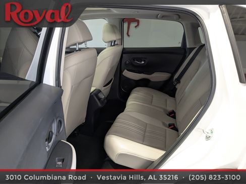 Used 2023 Honda HR-V EX-L image 14