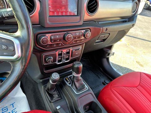 Used 2020 Jeep Gladiator Sport w/ Quick Order Package 24S AWD/4WD image 10