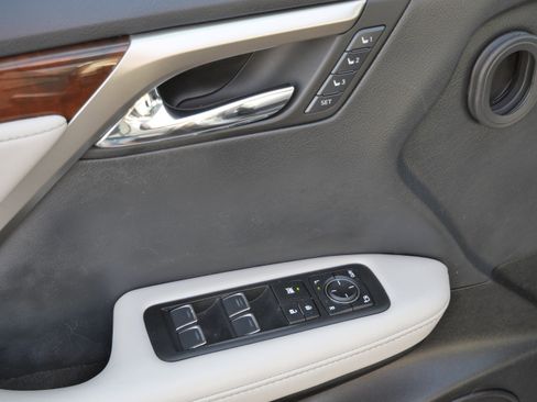 Used 2019 Lexus RX 350 AWD image 19