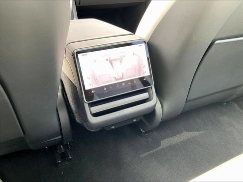 Used 2025 Tesla Model 3 Long Range RWD image 10