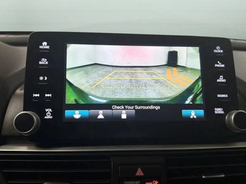 Used 2018 Honda Accord EX image 14