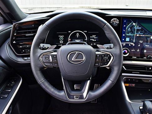 Used 2024 Lexus TX 500h AWD w/ Technology Package image 30