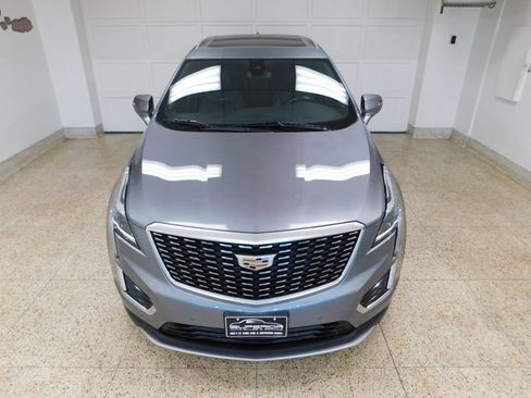 Used 2020 Cadillac XT5 Premium Luxury AWD/4WD image 12