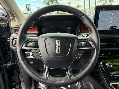 Used 2023 Lincoln Nautilus Reserve image 21