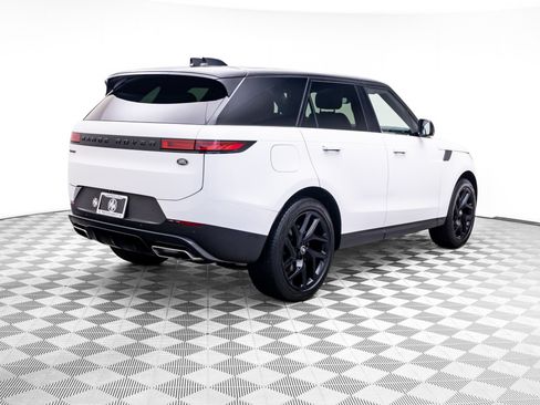 Used 2023 Land Rover Range Rover Sport SE AWD/4WD image 5