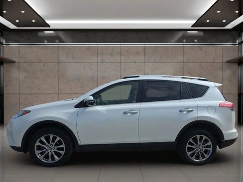 Used 2018 Toyota RAV4 Limited image 5