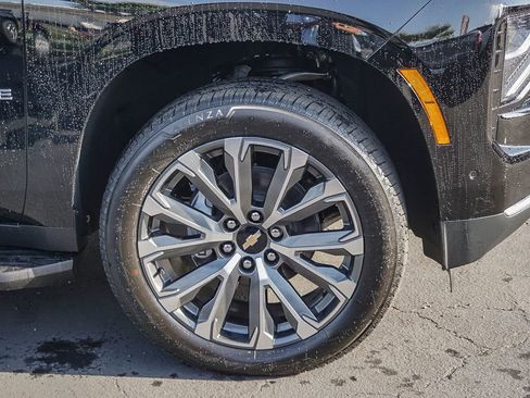 New 2026 Chevrolet Tahoe High Country w/ Sun And Tow Package AWD/4WD image 9