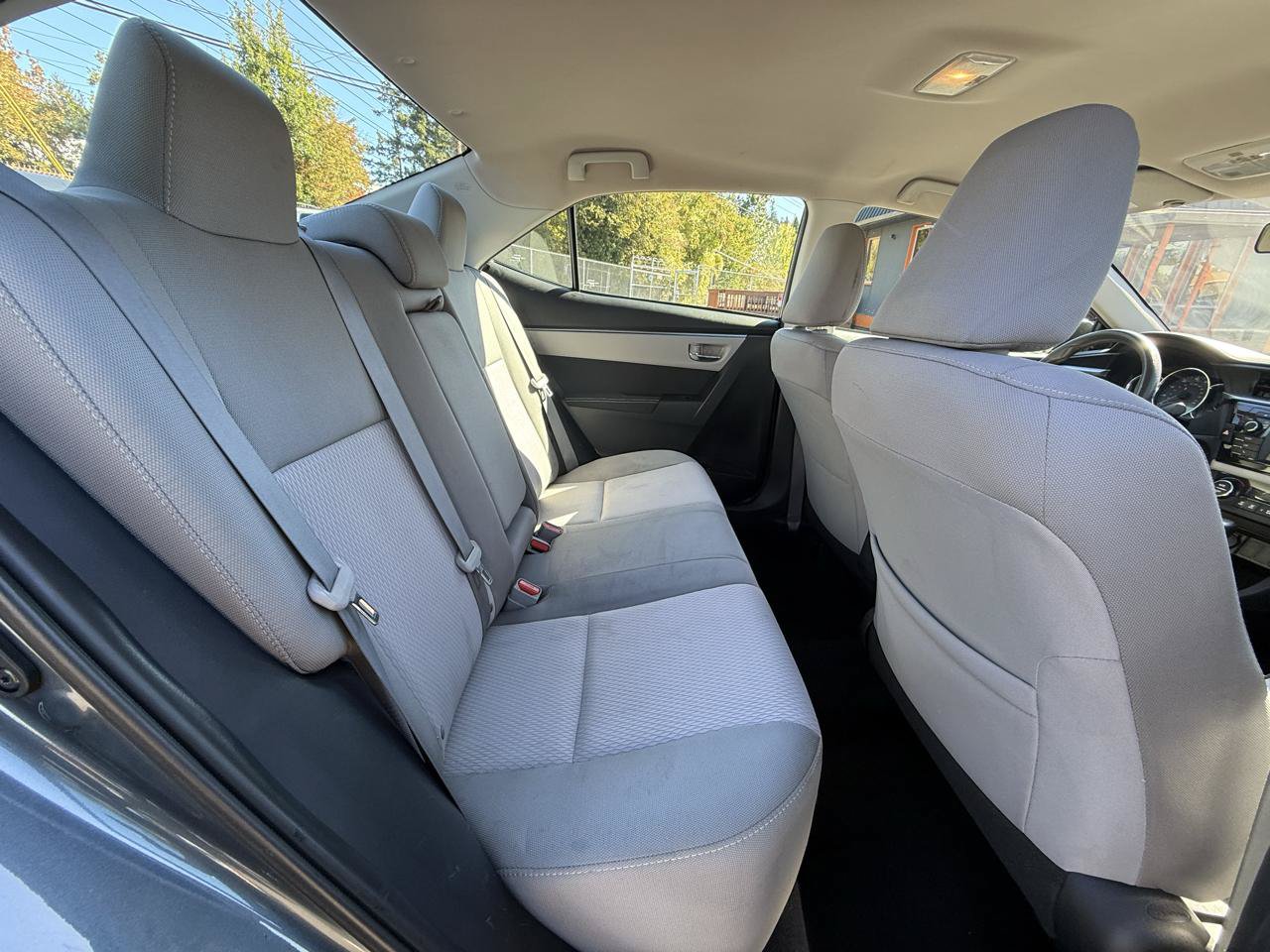 Used 2015 Toyota Corolla LE FWD image 20