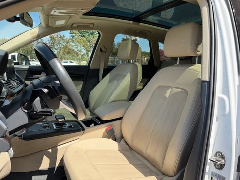 Used 2018 Audi Q5 Prestige w/ Prestige Package AWD/4WD image 16