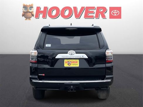 Used 2023 Toyota 4Runner Limited image 3