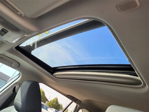 Used 2025 Toyota RAV4 XLE image 7