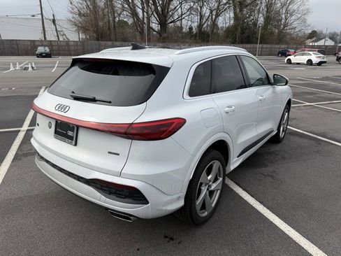 Used 2025 Audi Q5 Premium Plus w/ Premium Plus image 8