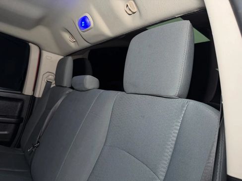 Used 2014 RAM 1500 Express AWD/4WD image 13