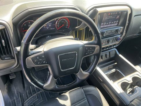 Used 2016 GMC Sierra 2500 Denali w/ Driver Alert Package AWD/4WD image 11
