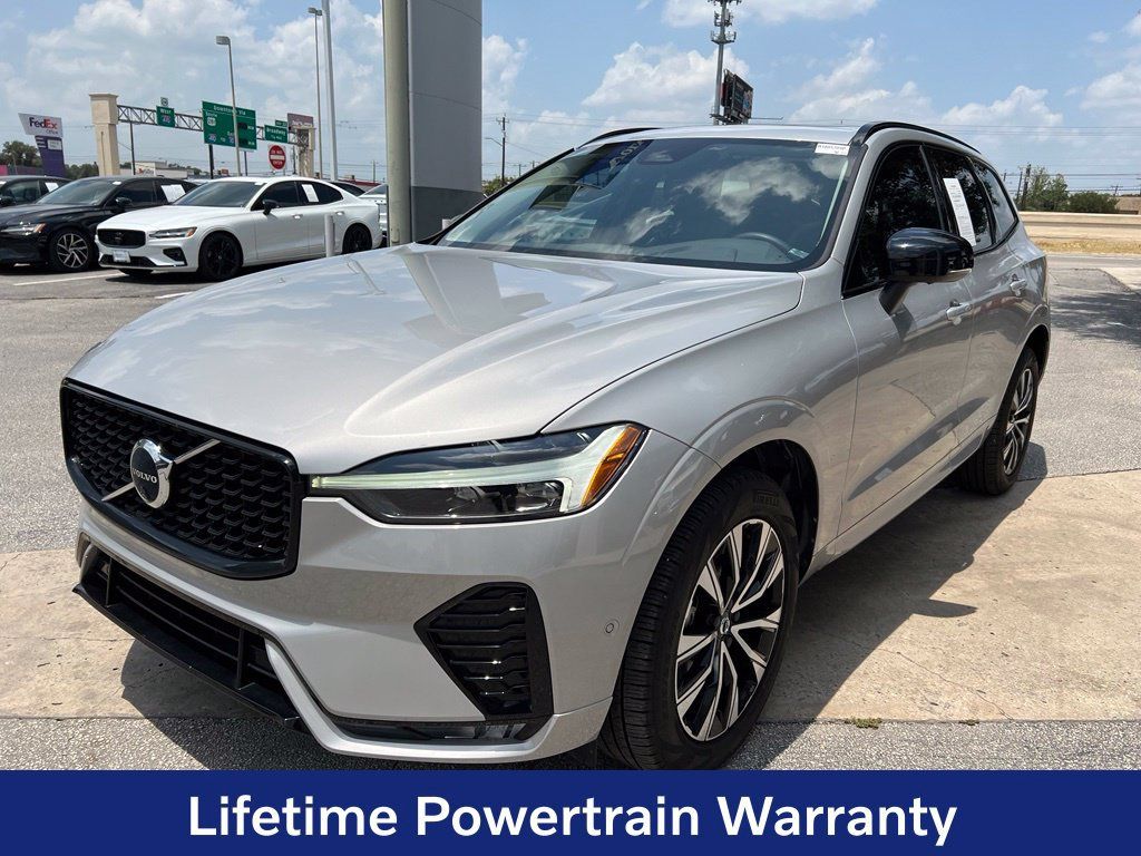 Certified 2024 Volvo XC60 B5 Plus AWD/4WD image 3