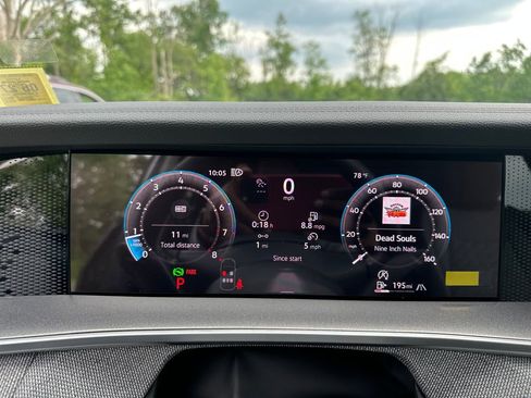 New 2026 Volkswagen Tiguan S AWD/4WD image 10
