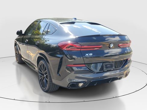 Used 2025 BMW X6 xDrive40i w/ Premium Package image 5