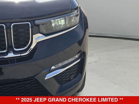 New 2025 Jeep Grand Cherokee Limited w/ Luxury Tech Group II AWD/4WD image 11