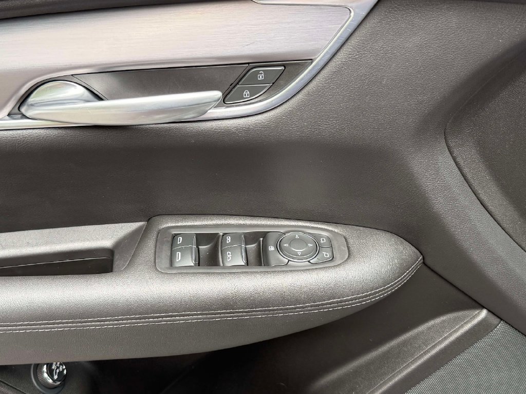 Used 2024 Cadillac XT5 Luxury w/ LPO, Floor Liner Package AWD/4WD image 21