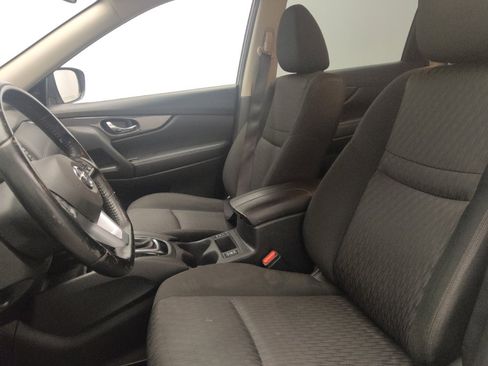 Used 2020 Nissan Rogue SV AWD/4WD image 17
