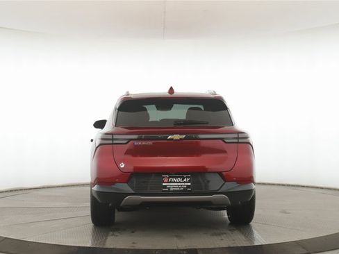 Used 2025 Chevrolet Equinox EV LT w/ Convenience Package image 11