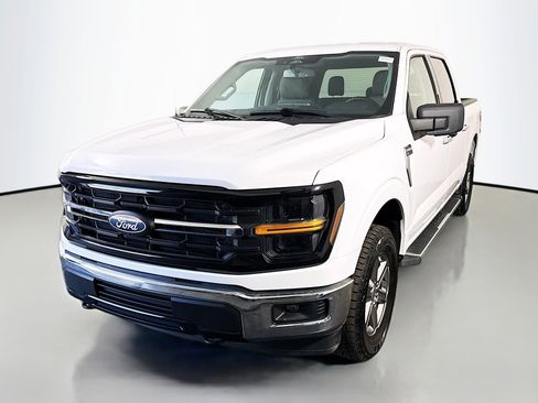 Used 2024 Ford F150 XLT w/ Tow/Haul Package image 4