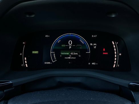 Used 2025 Toyota Camry LE image 36