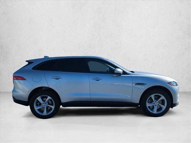 Used 2017 Jaguar F-PACE Premium AWD/4WD image 4