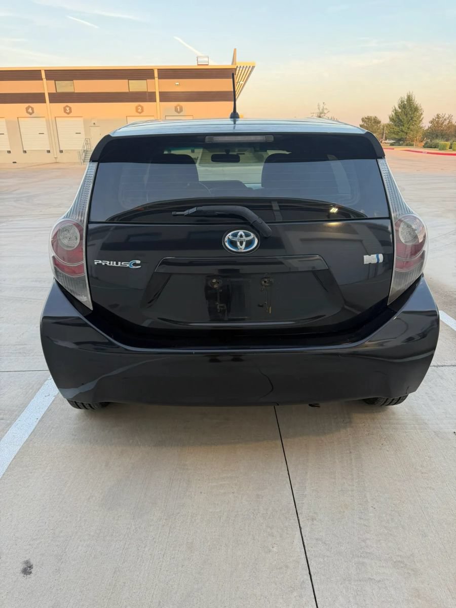 Used 2013 Toyota Prius C Two FWD image 5