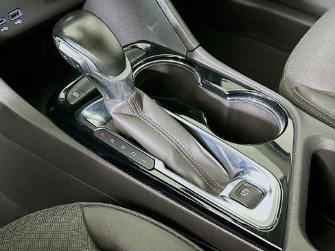 Used 2024 Buick Encore GX Preferred image 24