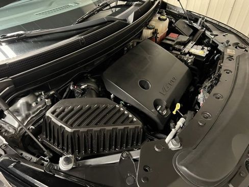 Used 2023 Buick Enclave Essence w/ Experience Buick Package image 49