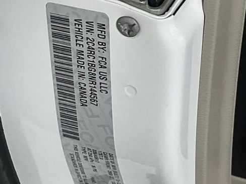 Used 2022 Chrysler Pacifica Touring-L w/ Uconnect Theater Family Group image 28