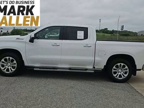 Used 2024 Chevrolet Silverado 1500 LTZ AWD/4WD image 5