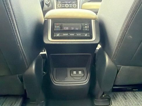 Used 2019 Subaru Ascent Limited AWD/4WD image 21