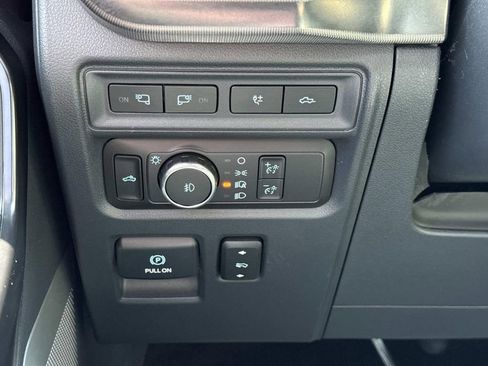 Used 2022 Ford F150 Platinum w/ Equipment Group 701A High AWD/4WD image 13