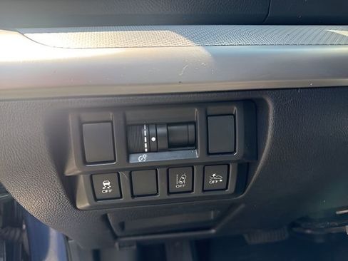 Used 2019 Subaru Outback 2.5i AWD/4WD image 12