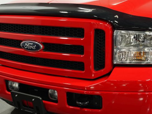 Used 2006 Ford F250 Super Duty Powerstroke 6.0L 4x image 17